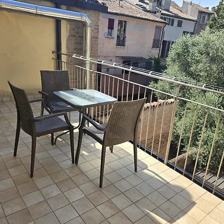 Honey Bed & Breakfast