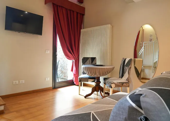 Honey Bed & Breakfast