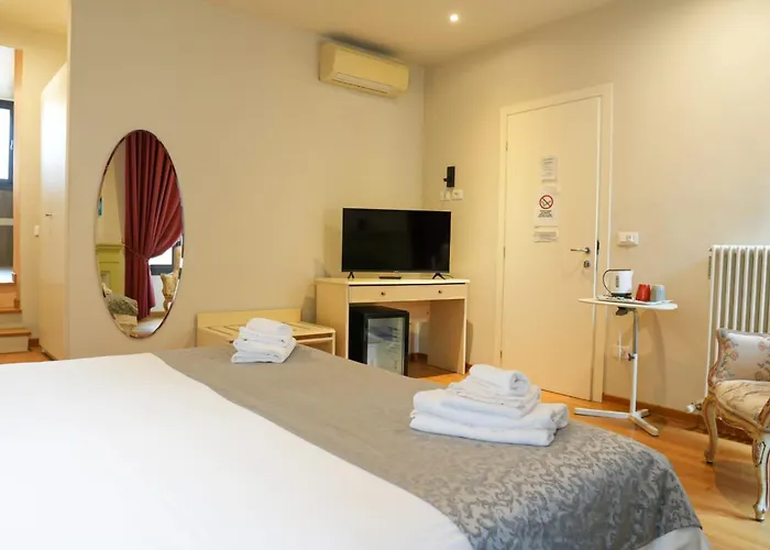 Honey Bed & Breakfast Ferrara