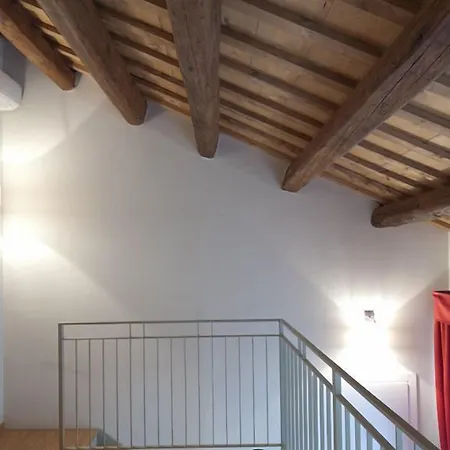 Bed and Breakfast Honey 4*