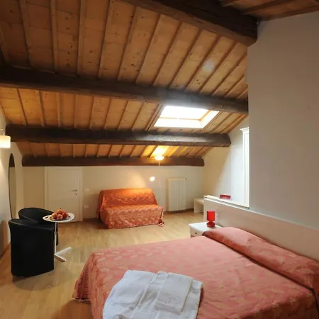 Bed & Breakfast Honey 4*