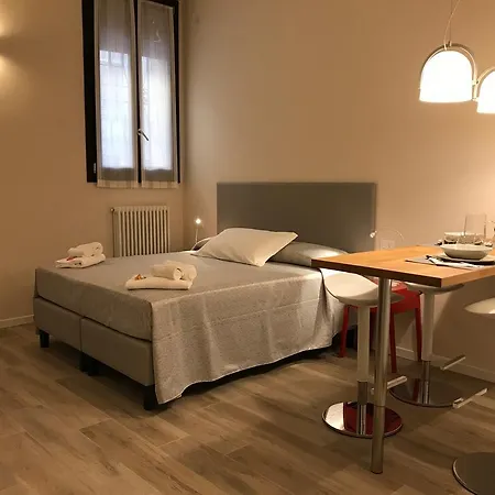 Bed and Breakfast Honey