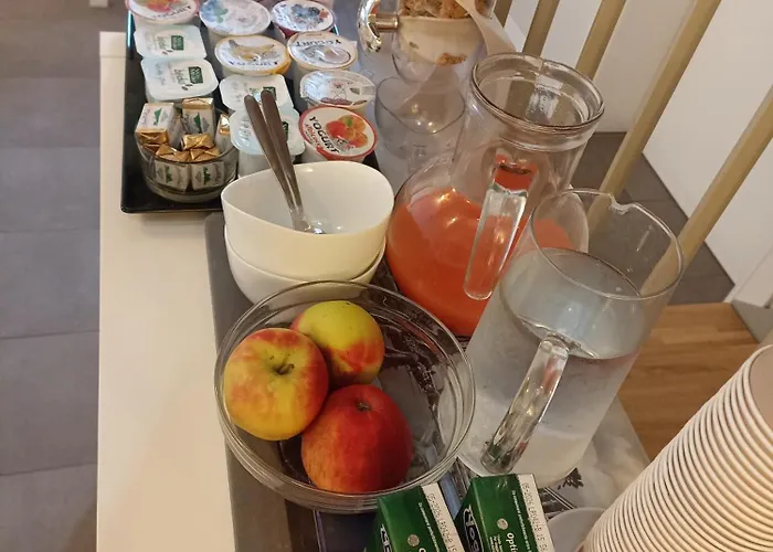 Honey Bed & Breakfast 4*