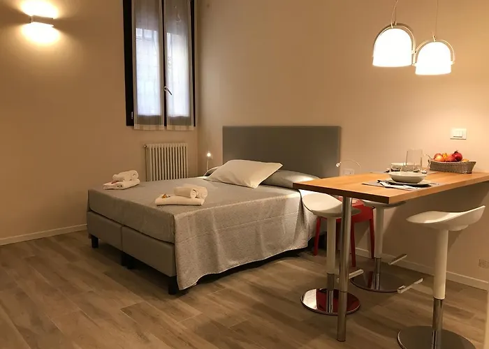 住宿加早餐酒店 费拉拉蜂蜜住宿加早餐旅馆